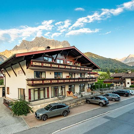 Rustika - Appartements & Spa Ehrwald Luaran gambar