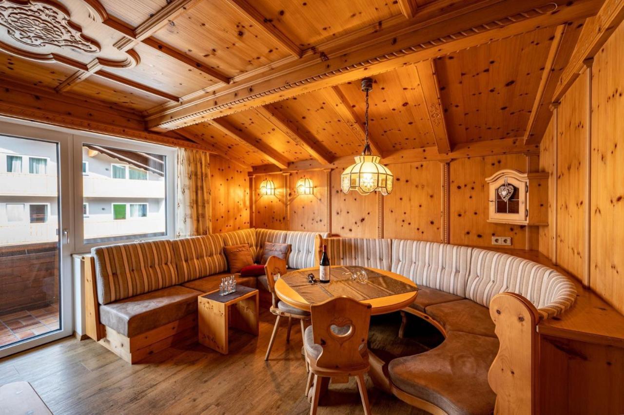 Rustika - Appartements & Spa Ehrwald Luaran gambar