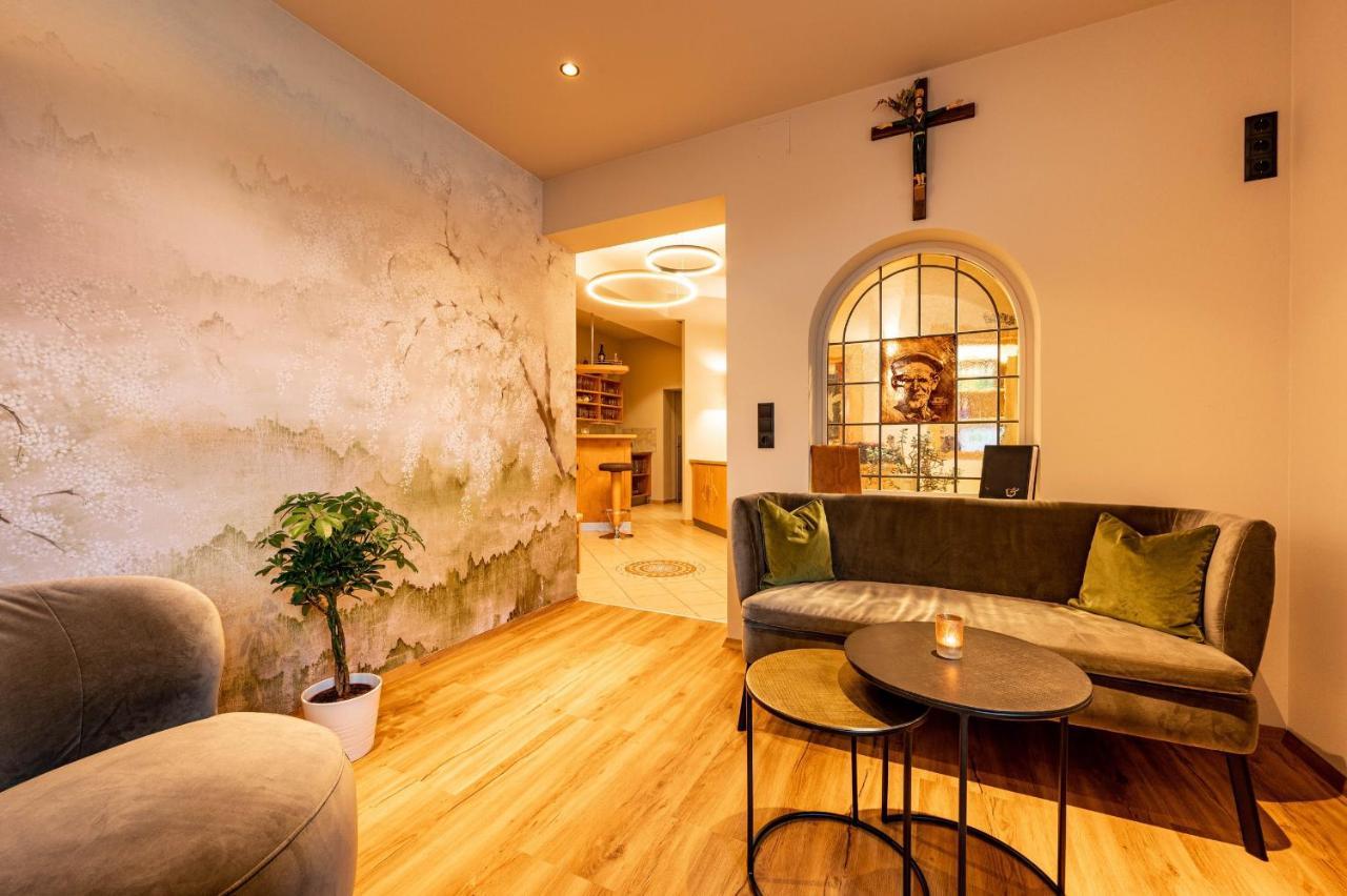 Rustika - Appartements & Spa Ehrwald Luaran gambar