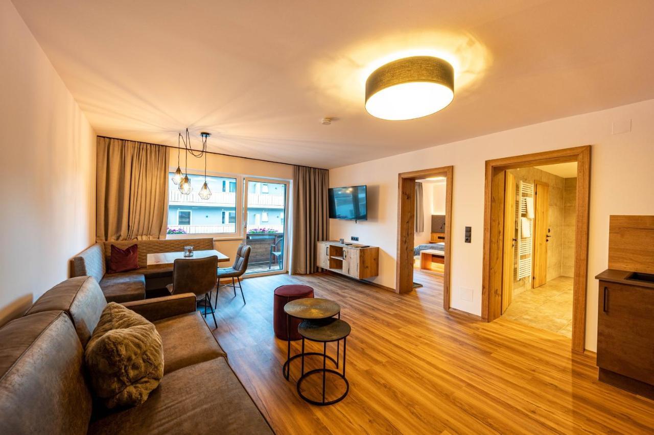 Rustika - Appartements & Spa Ehrwald Luaran gambar