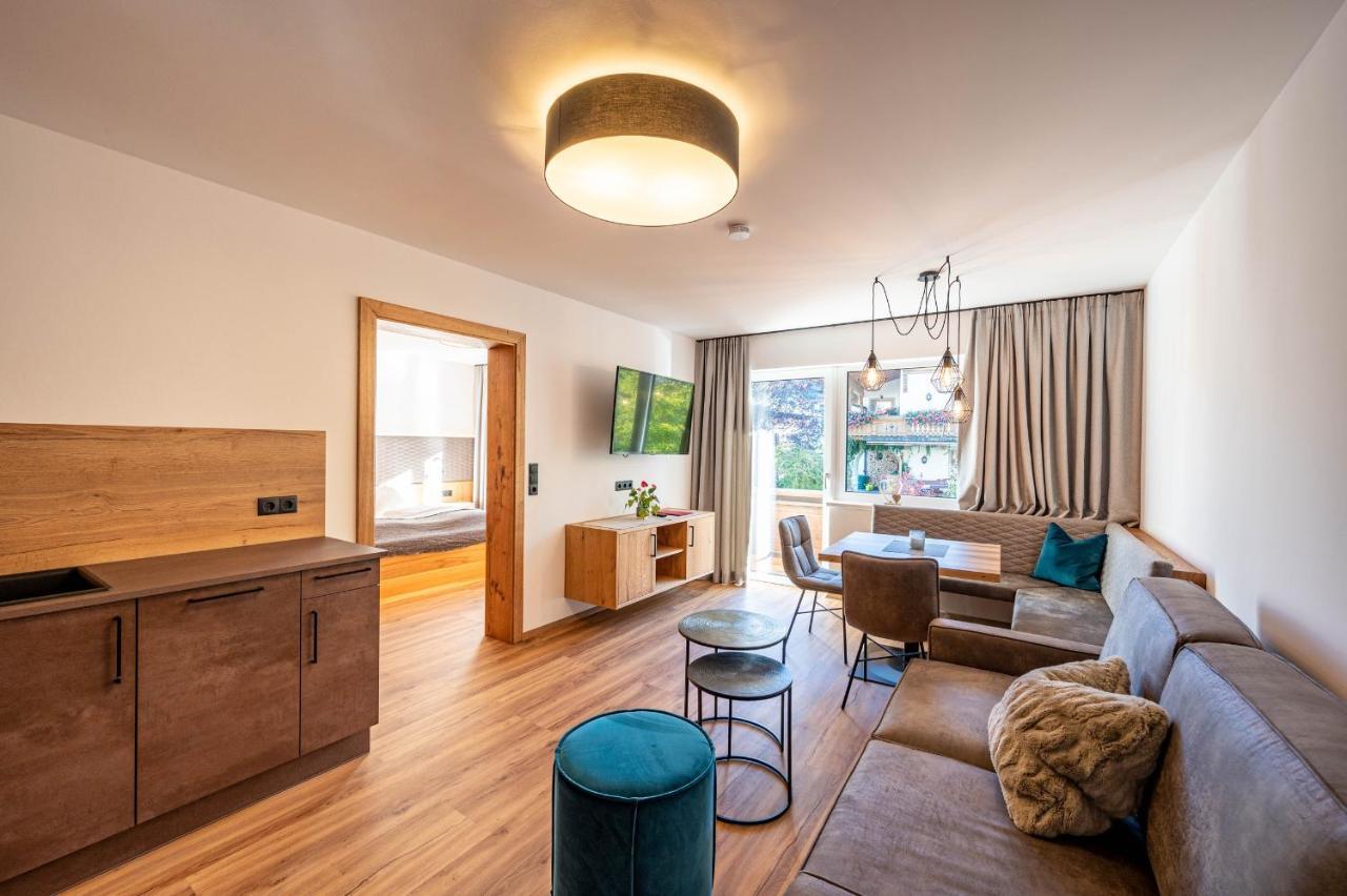 Rustika - Appartements & Spa Ehrwald Luaran gambar